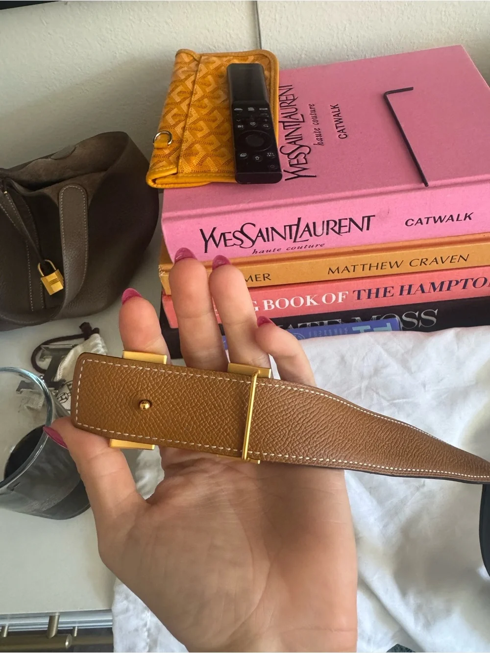 Hermes H belt buckle & reversible leather strap
